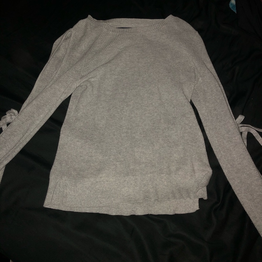 Grey sweater